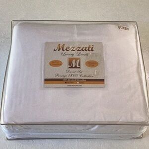 Mezzati Luxury Linens Duvet Set